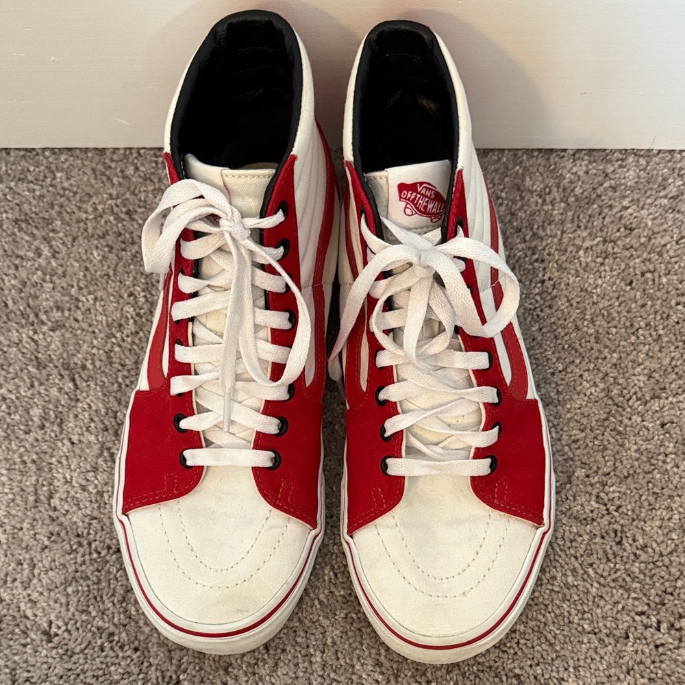 Vans Canvas Red and White High-Top Sneakers Unisex Mens 9W or Women’s 10.5W - Picture 2 of 7